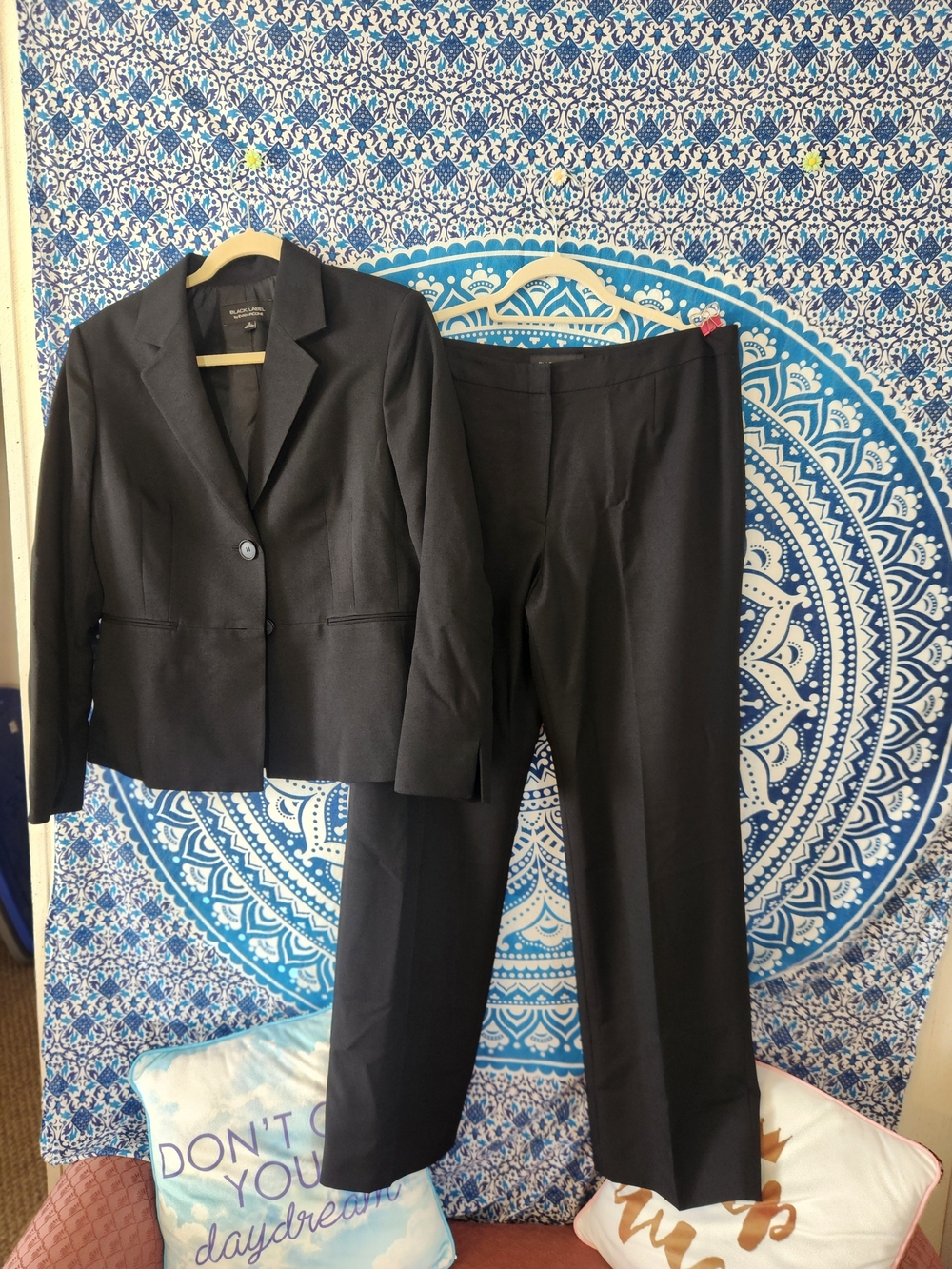 Black Evan Picone suit with wide leg trousers and blazer.